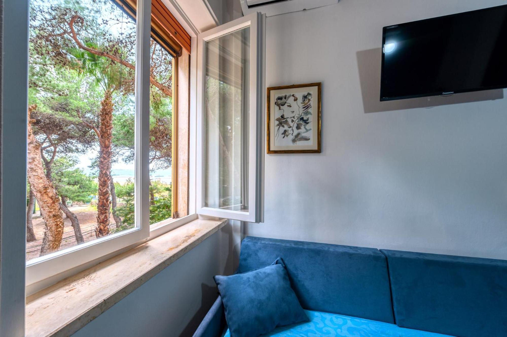 Luxury Suites & Apartment Con Accesso Alla Spiaggia E Parcheggio Privato - Vista Mare Lido Conchiglia Pokój zdjęcie