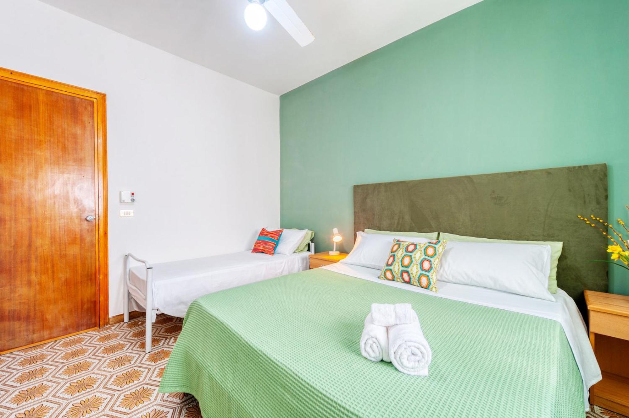 Luxury Suites & Apartment Con Accesso Alla Spiaggia E Parcheggio Privato - Vista Mare Lido Conchiglia Pokój zdjęcie