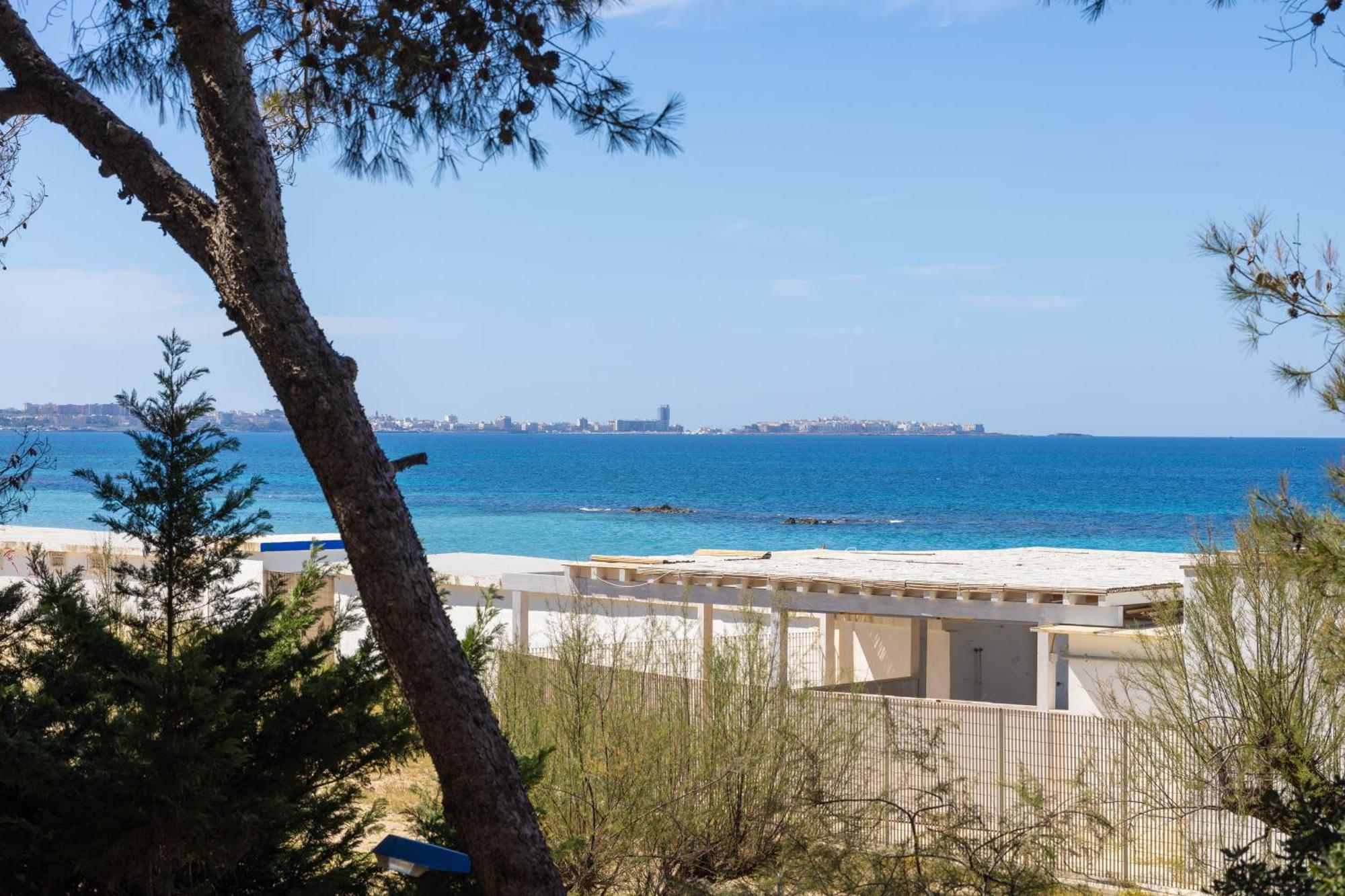 Luxury Suites & Apartment Con Accesso Alla Spiaggia E Parcheggio Privato - Vista Mare Lido Conchiglia Zewnętrze zdjęcie